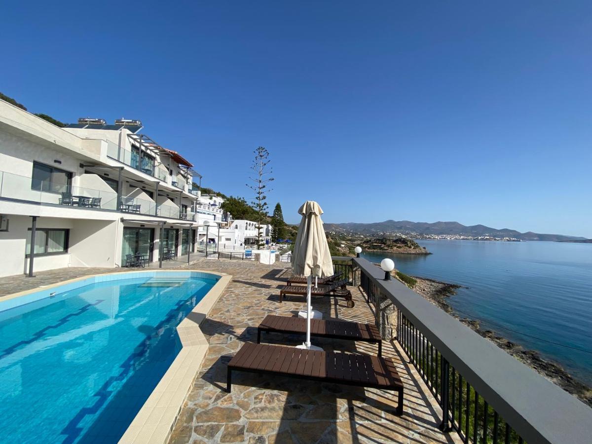Ostria Apartahotel 2*