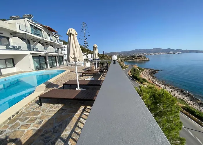 Ostria Apartments
